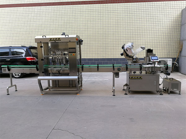 辣椒醬灌裝機-多功能化辣椒醬灌裝機生產(chǎn)線設(shè)備車間圖