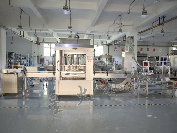 成都辣椒醬灌裝機(jī)生產(chǎn)線(xiàn)