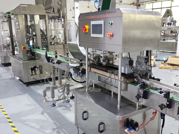 辣椒醬自動(dòng)旋蓋封口機(jī)