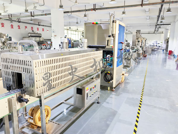 成都辣椒醬灌裝機全套設(shè)備