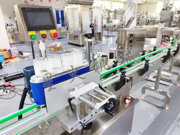 成都辣椒醬灌裝機全套設(shè)備