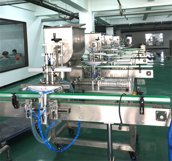 星火醬料灌裝機廠房設(shè)備圖