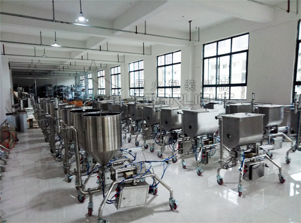 星火醬料灌裝機(jī)廠房設(shè)備圖